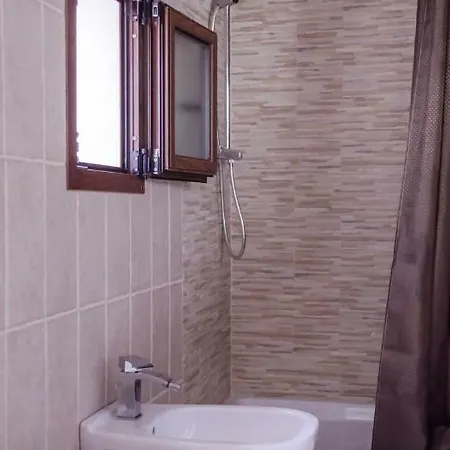 Casa In Pieno Centro Dimora Pietre E Calce Apartment