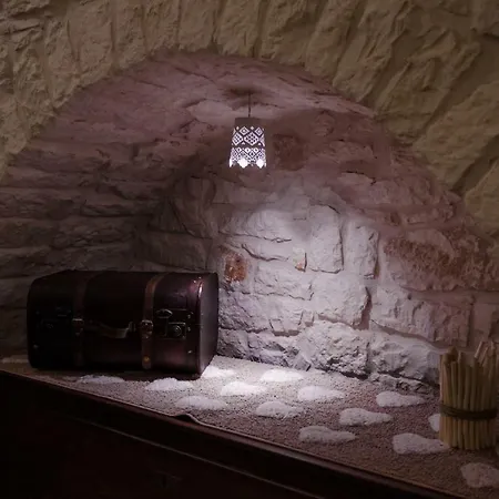 Casa In Pieno Centro Dimora Pietre E Calce